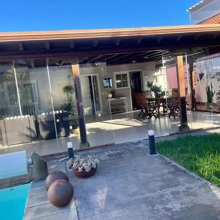 Casa Venezuela Con Piscina Climatizada Y Privada Nyaraló